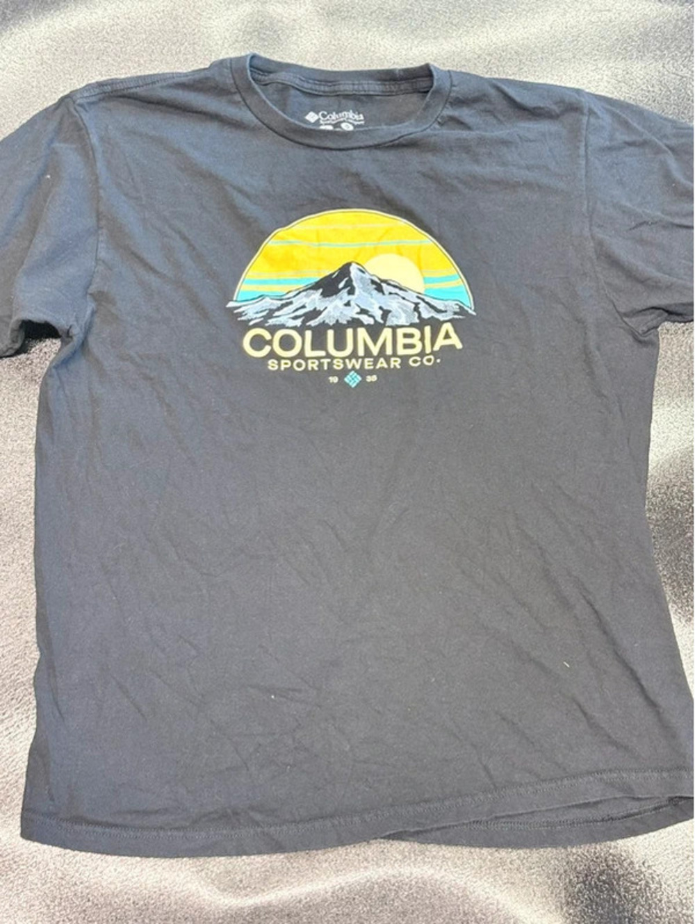 Columbia Sportswear Mountain Graphic T-Shirt Size Large 1293